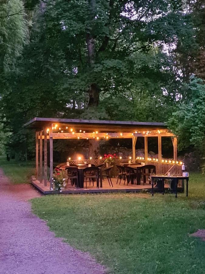 Ungurmuiza Hotel Auciems Buitenkant foto