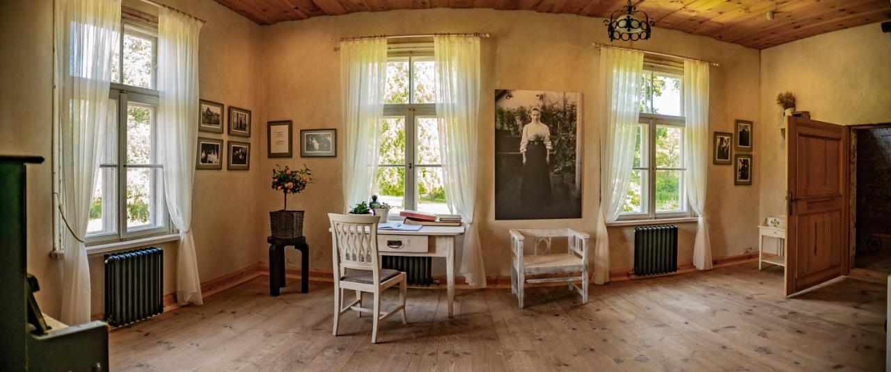 Ungurmuiza Hotel Auciems Buitenkant foto