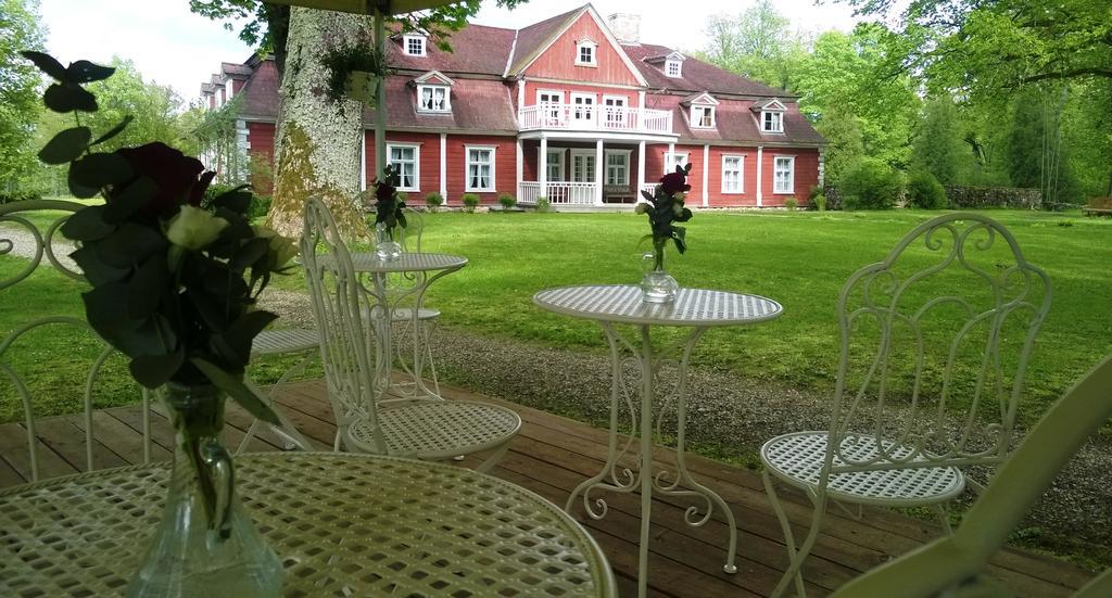 Ungurmuiza Hotel Auciems Buitenkant foto
